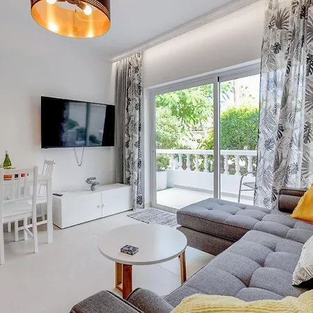 公寓 Two Bedroom Near The Ocean